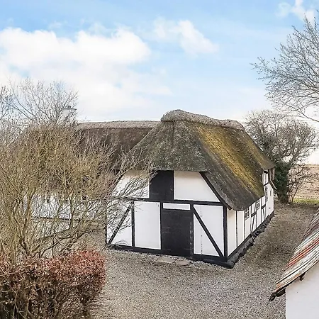 Сasa de vacaciones 8 Person In *