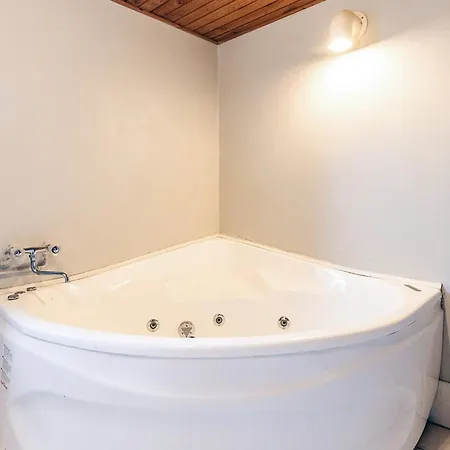8 Person In Hébergement de vacances