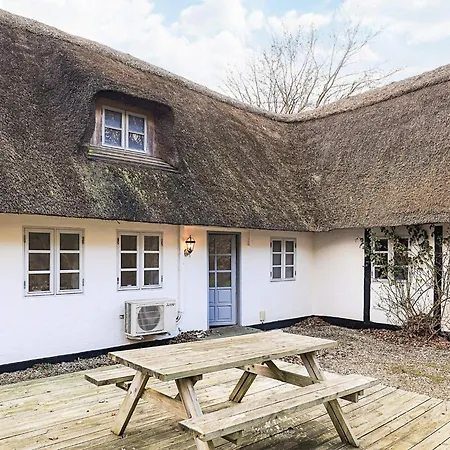 8 Person In בית נופש *