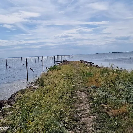 8 Person In בית נופש *